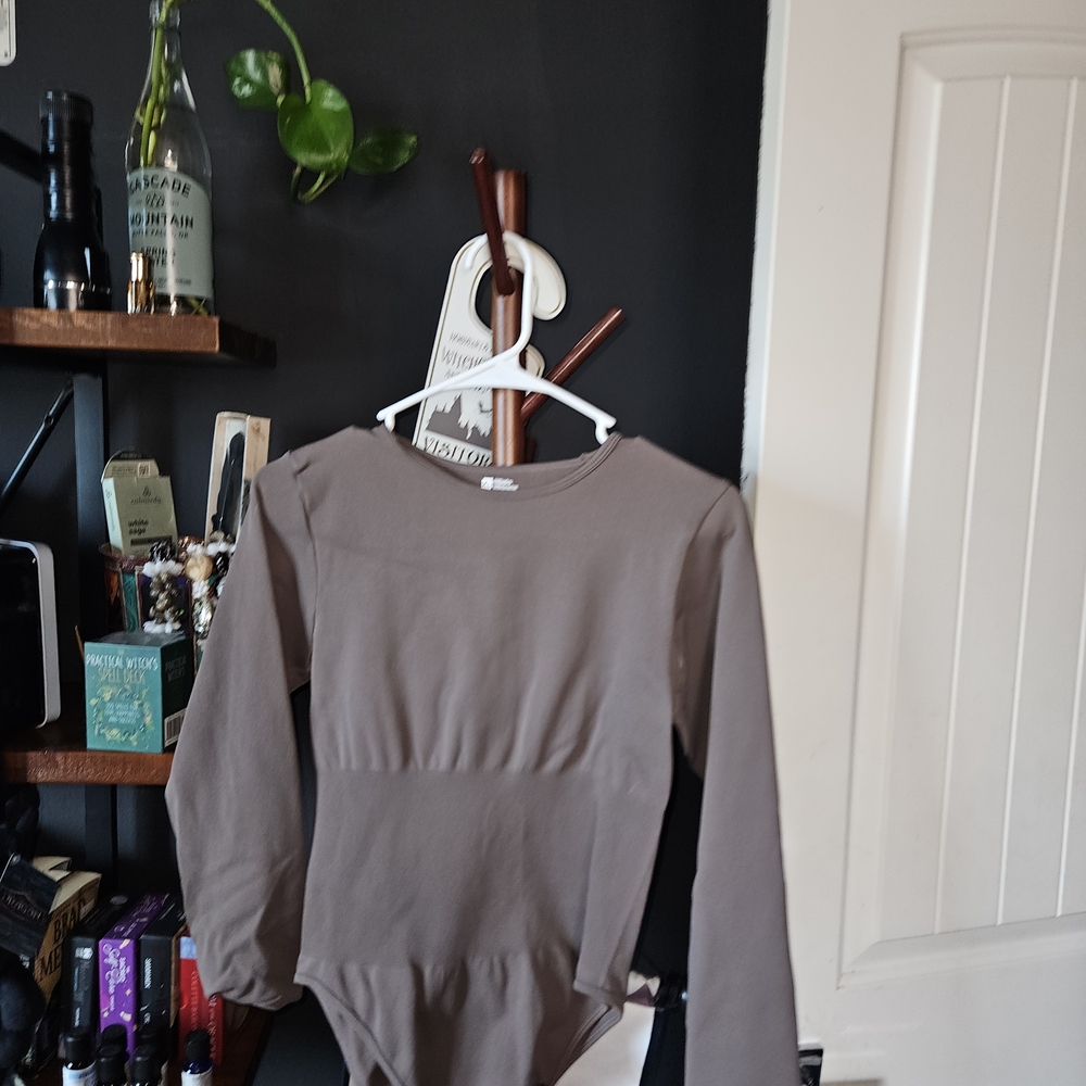 Women's Long Sleeve Bodysuit - Brown